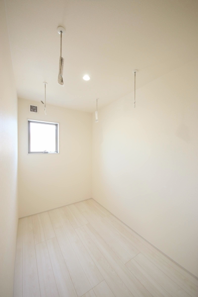 新潟市西区五十嵐中島５丁目の新築一戸建