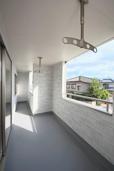 新潟市西区五十嵐中島５丁目の新築一戸建