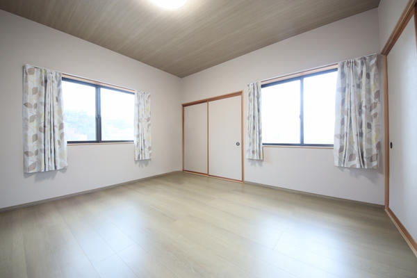 新潟市西区寺尾の中古一戸建て