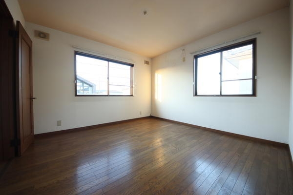 新潟市西区坂井東２丁目の中古一戸建て