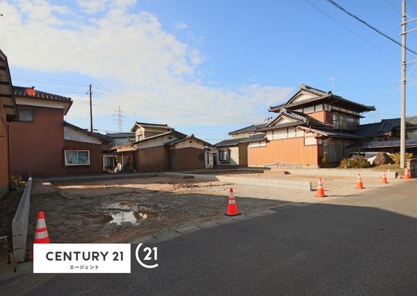 新発田市豊町４丁目の新築一戸建