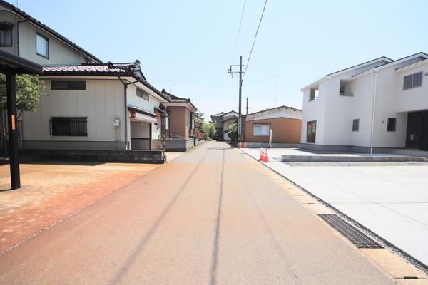 新発田市豊町４丁目の新築一戸建