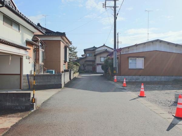 新発田市豊町４丁目の新築一戸建