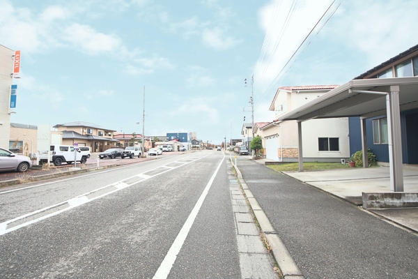 新発田市富塚町２丁目の中古一戸建て