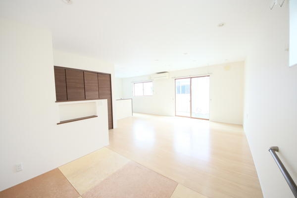 新発田市富塚町２丁目の中古一戸建て