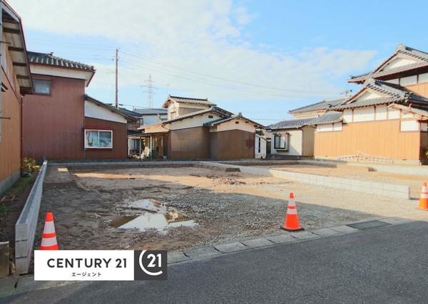 新発田市豊町４丁目の新築一戸建