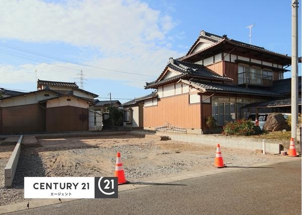新発田市豊町４丁目の新築一戸建
