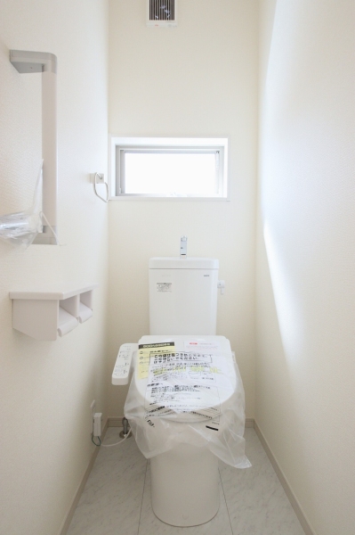 新潟市西区小針５丁目の中古一戸建て