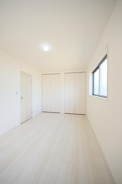 新潟市西区小針５丁目の中古一戸建て