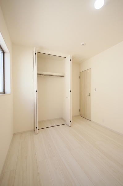 新潟市西区小針５丁目の中古一戸建て