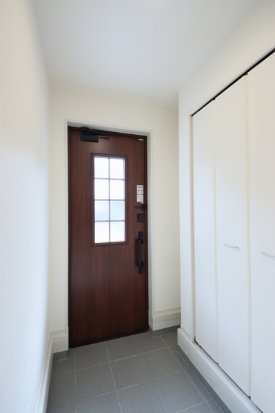 新潟市西区小針５丁目の中古一戸建て