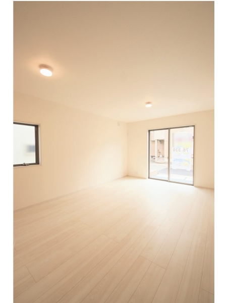 新潟市西区小針５丁目の中古一戸建て