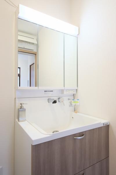 新潟市西区小新西２丁目の中古一戸建て