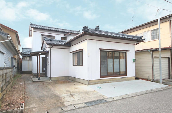 西区小新西2丁目　中古戸建