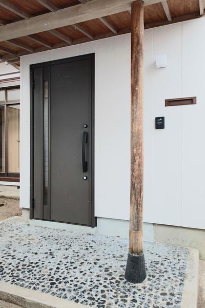 新潟市西区小新西２丁目の中古一戸建て