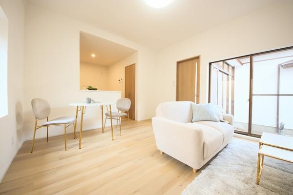 新潟市西区小新西２丁目の中古一戸建て
