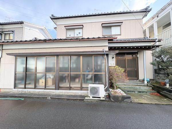 東区中山8丁目　売地