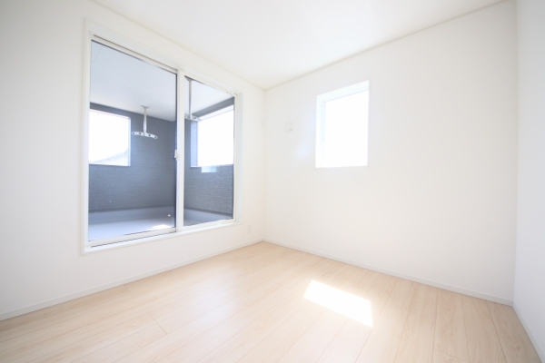 東区白銀第7　1号棟　全1棟
