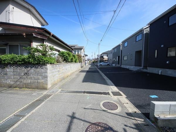 秋葉区新栄町第5　2号棟　全2棟