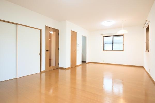 東区中島2丁目　中古戸建