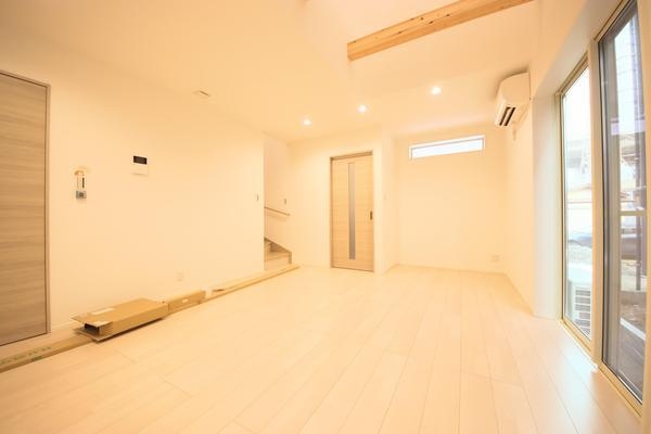 長岡市城岡3丁目1号棟　新築戸建