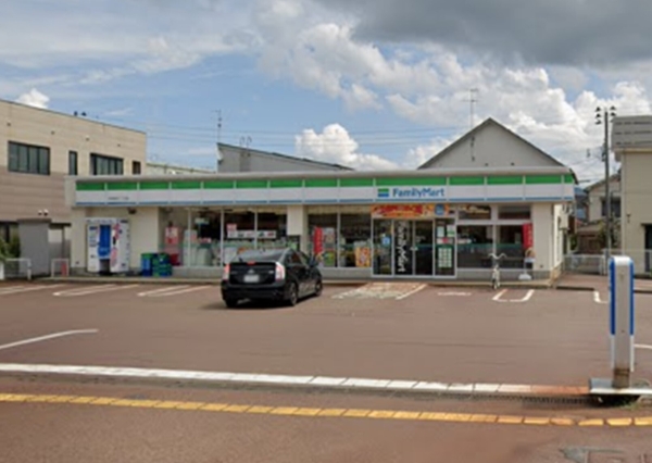 長岡市東栄3丁目　新築戸建(ファミリーマート長岡新町二丁目店)