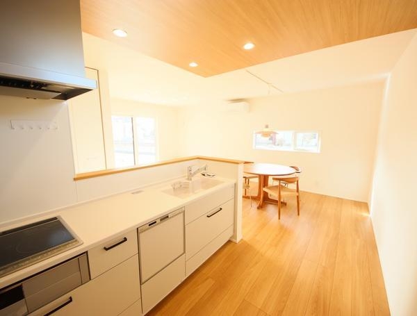 江南区曽川　１号棟　新築戸建