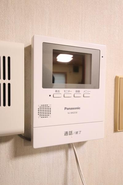新潟市西区小針南台の中古一戸建て