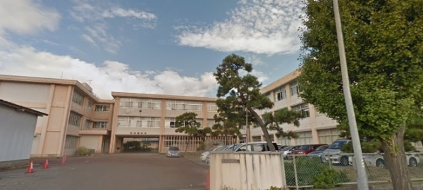 新潟市江南区横越東町１丁目の中古一戸建て(新潟市立横越小学校)