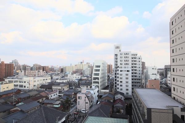 西堀シャルム