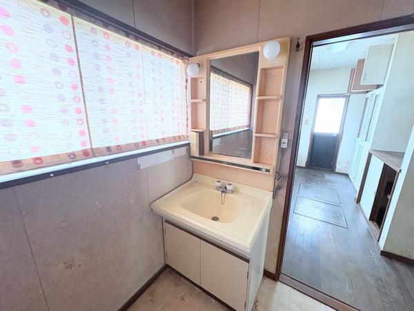 新潟市西区五十嵐中島４丁目の中古一戸建て