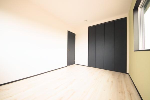 タマタウン新発田市東新町4丁目　1号棟　全4棟