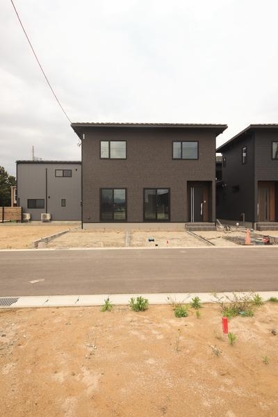 タマタウン新発田市東新町4丁目　1号棟　全4棟