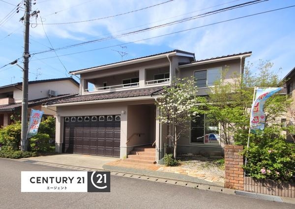 東区新松崎3丁目　中古戸建