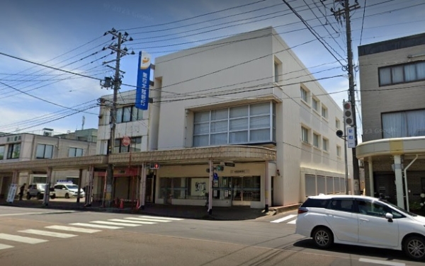 見附市学校町1丁目　新築戸建(第四北越銀行見附支店)