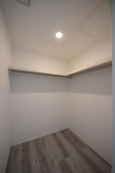 西区小針7丁目　新築戸建