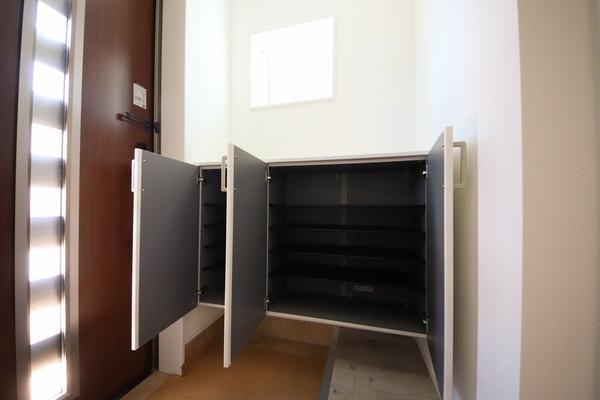 西区小針7丁目　新築戸建