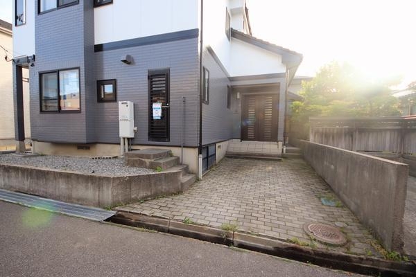 新潟市中央区親松の中古一戸建て