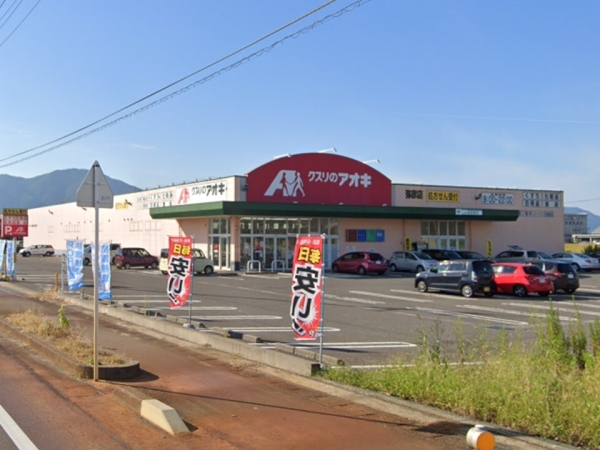 タマタウン燕市吉田南　1号棟　全4棟(クスリのアオキ弥彦店)