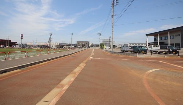 長岡市稲保南2丁目　新築戸建
