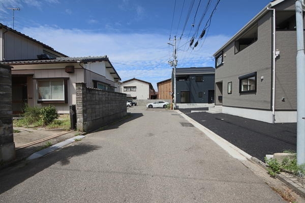 中央区沼垂東第2　1号棟　　全2棟