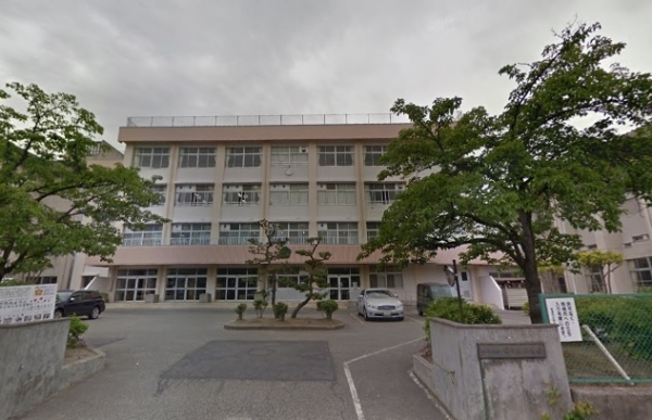 新潟市中央区姥ケ山６丁目の土地(新潟市立桜が丘小学校)