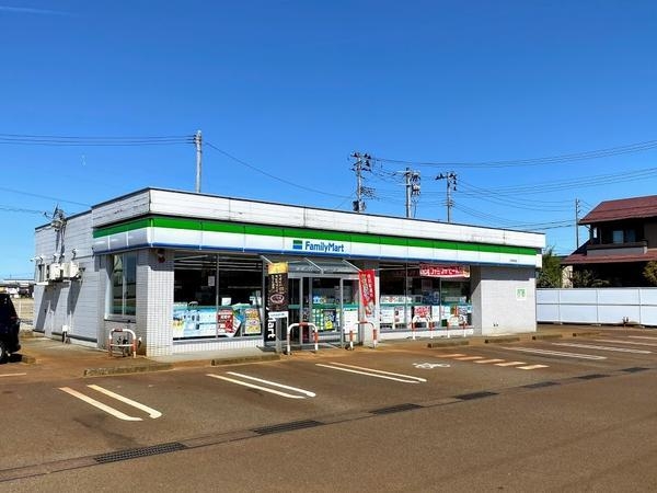 いろどりアイタウン三条市東新保　1号棟　全3棟(ファミリーマート三条新保店)