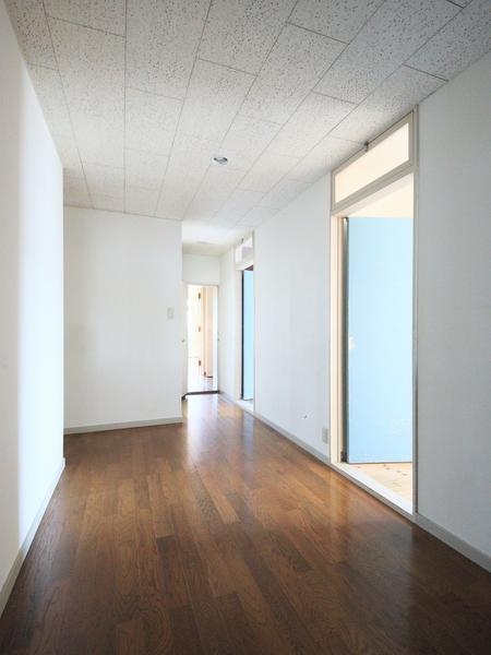 寄居マンション