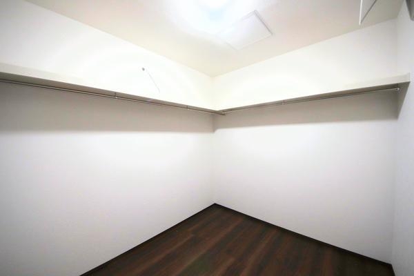 新潟市西区内野西２丁目の中古一戸建て