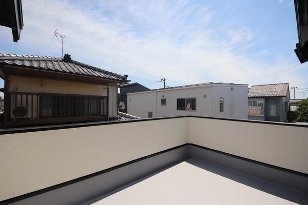 新潟市西区内野西２丁目の中古一戸建て