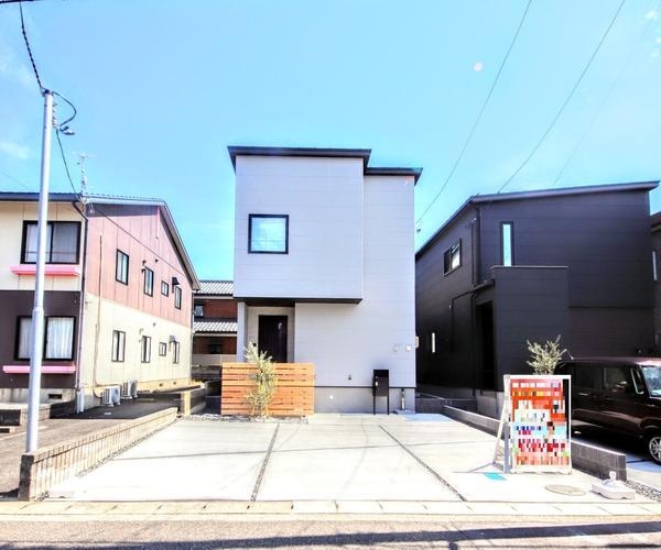東区太平2丁目　B棟　新築戸建
