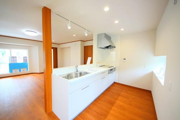 新潟市東区白銀２丁目の中古一戸建て