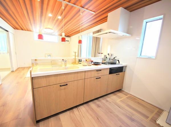 東区下山2丁目　新築戸建