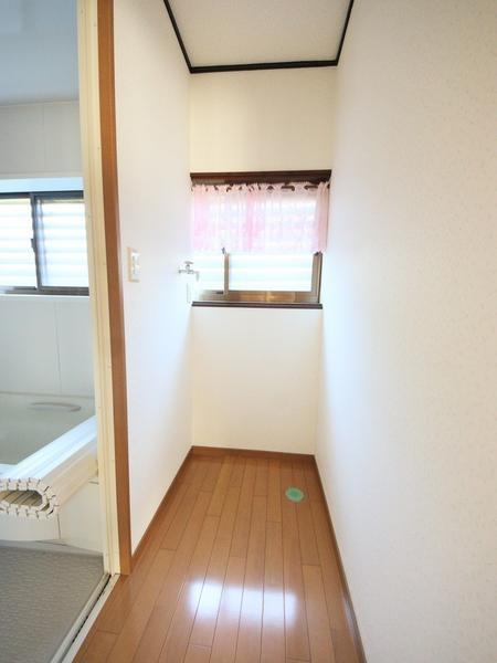 新潟市西区上新栄町２丁目の中古一戸建て